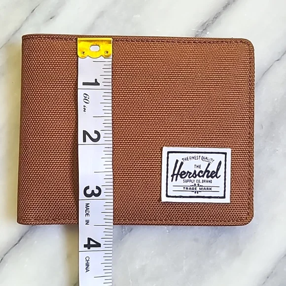 Herschel Supply Co. Roy Wallet  w/ RFID technology - Picture 9 of 10